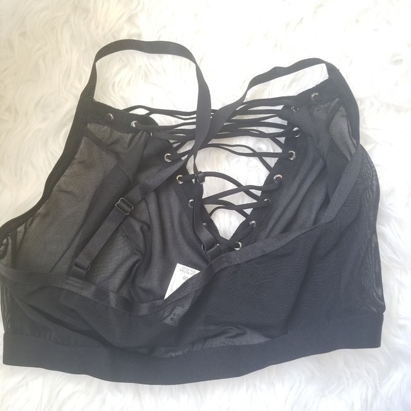 1 Left!!Torrid Lace Up Grommet Mesh Bralette - Picture 2 of 2